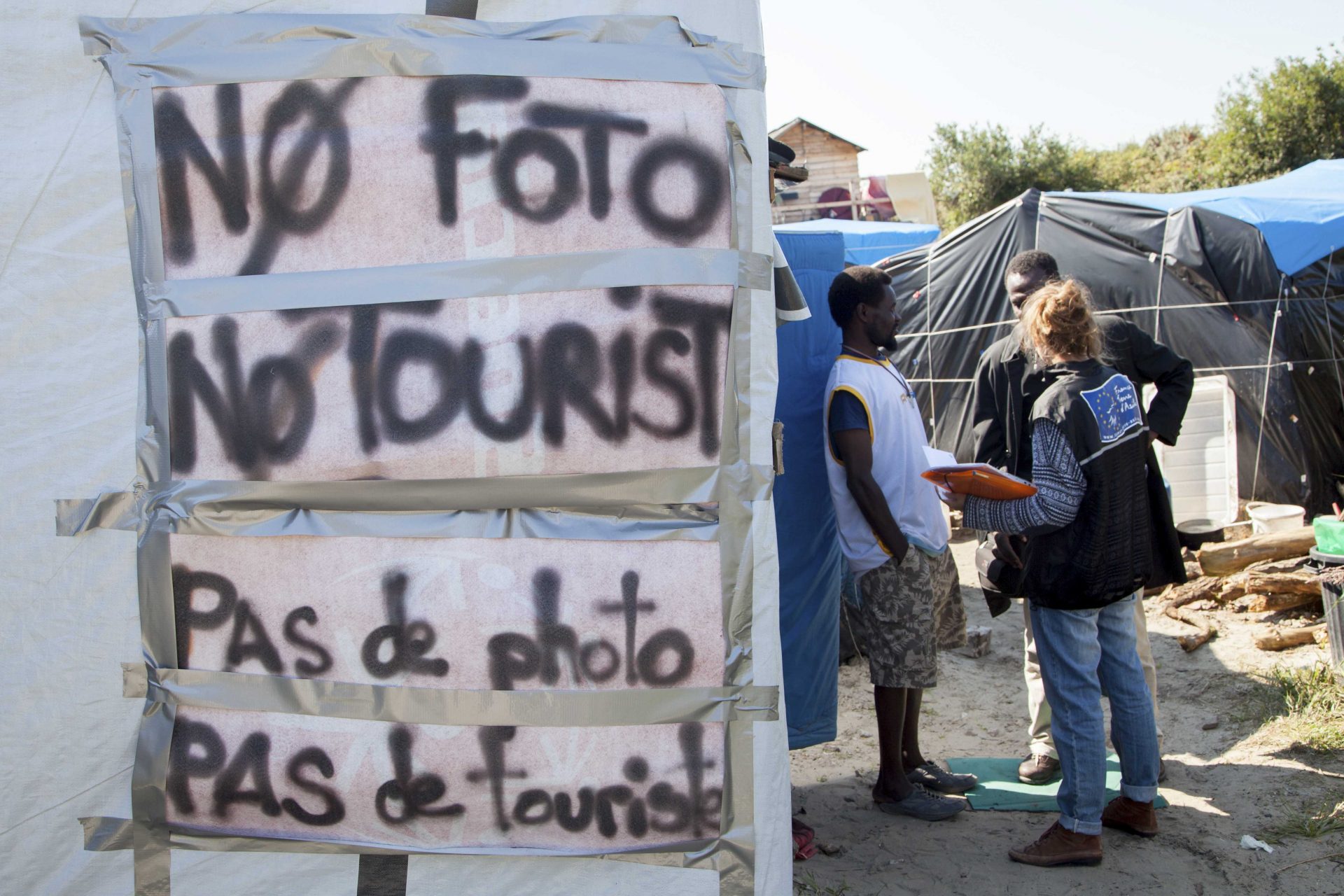 CAMP DE RÉFUGIÉS LA « JUNGLE »